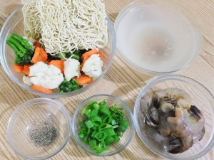 One Pot Cantonese Noodles 1