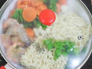 One Pot Cantonese Noodles 3