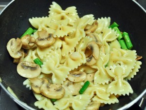 Pasta With Mushroom & Asparagus 5